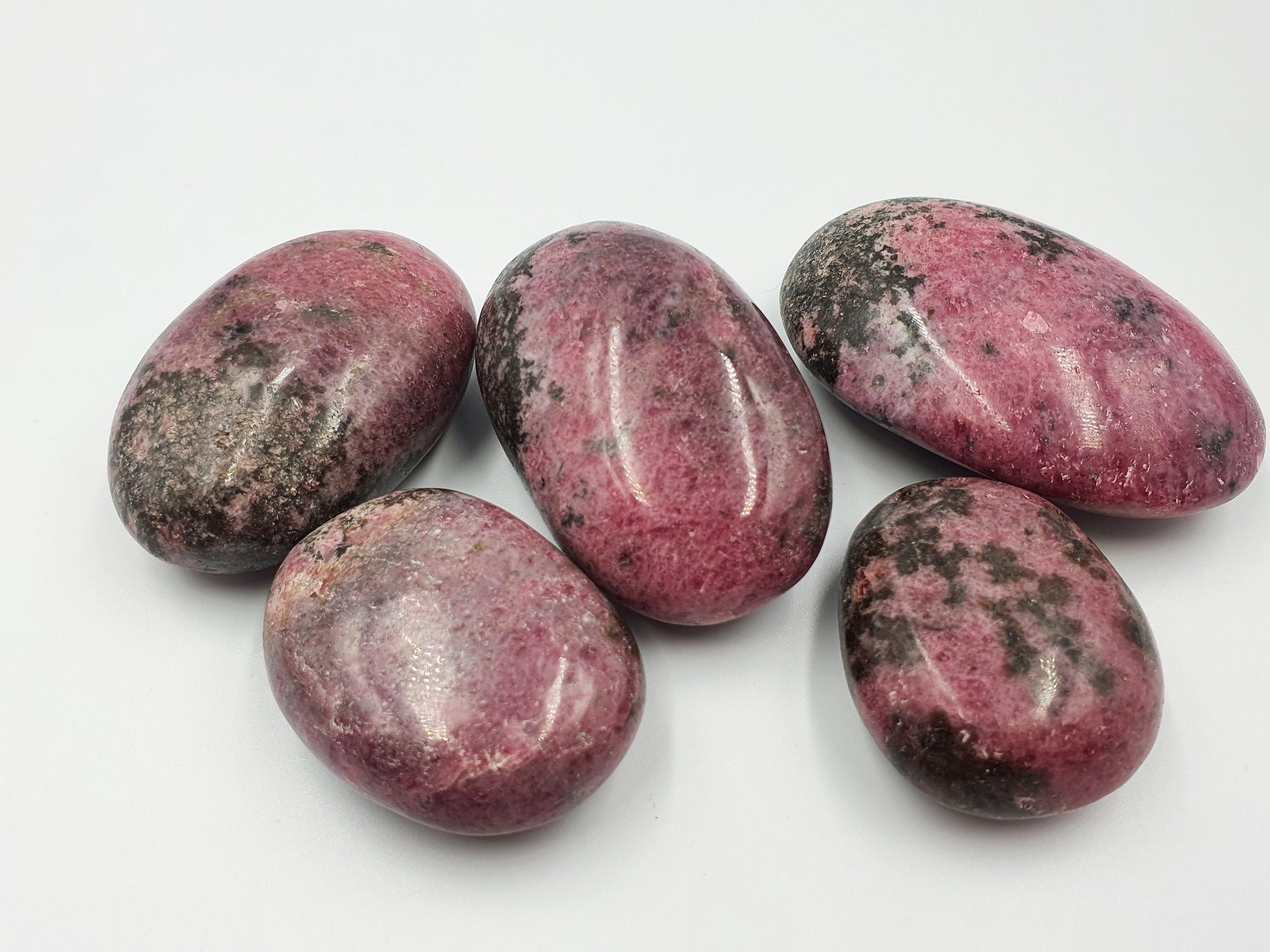 Rhodonite Palms