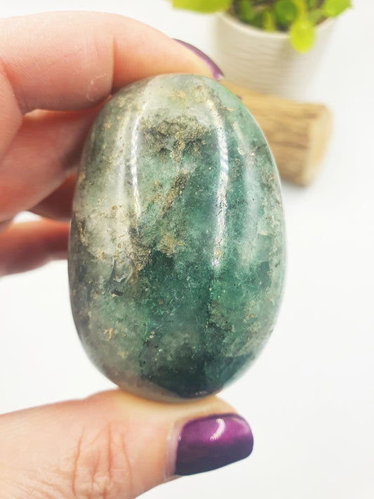 Large Green Fuchsite Palm