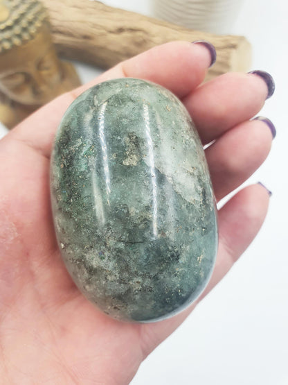 Large Green Fuchsite Palm