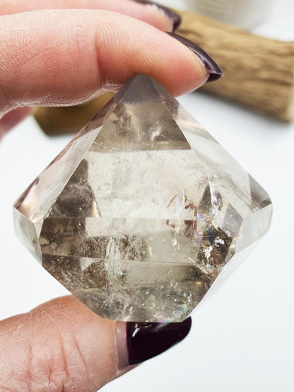 Light Smoky Quartz Diamond with rainbows