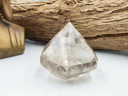 Light Smoky Quartz Diamond with rainbows