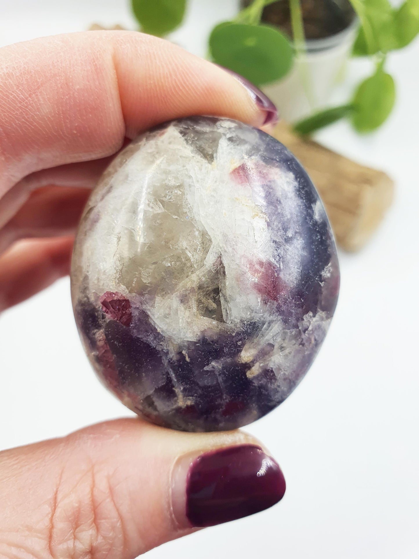 Beautiful Unicorn Stone Palm / Unicorn Palm Stone / Pegmatite Palm / Pocket Crystal / Meditation Palm / Reiki Crystal Palm - 70g