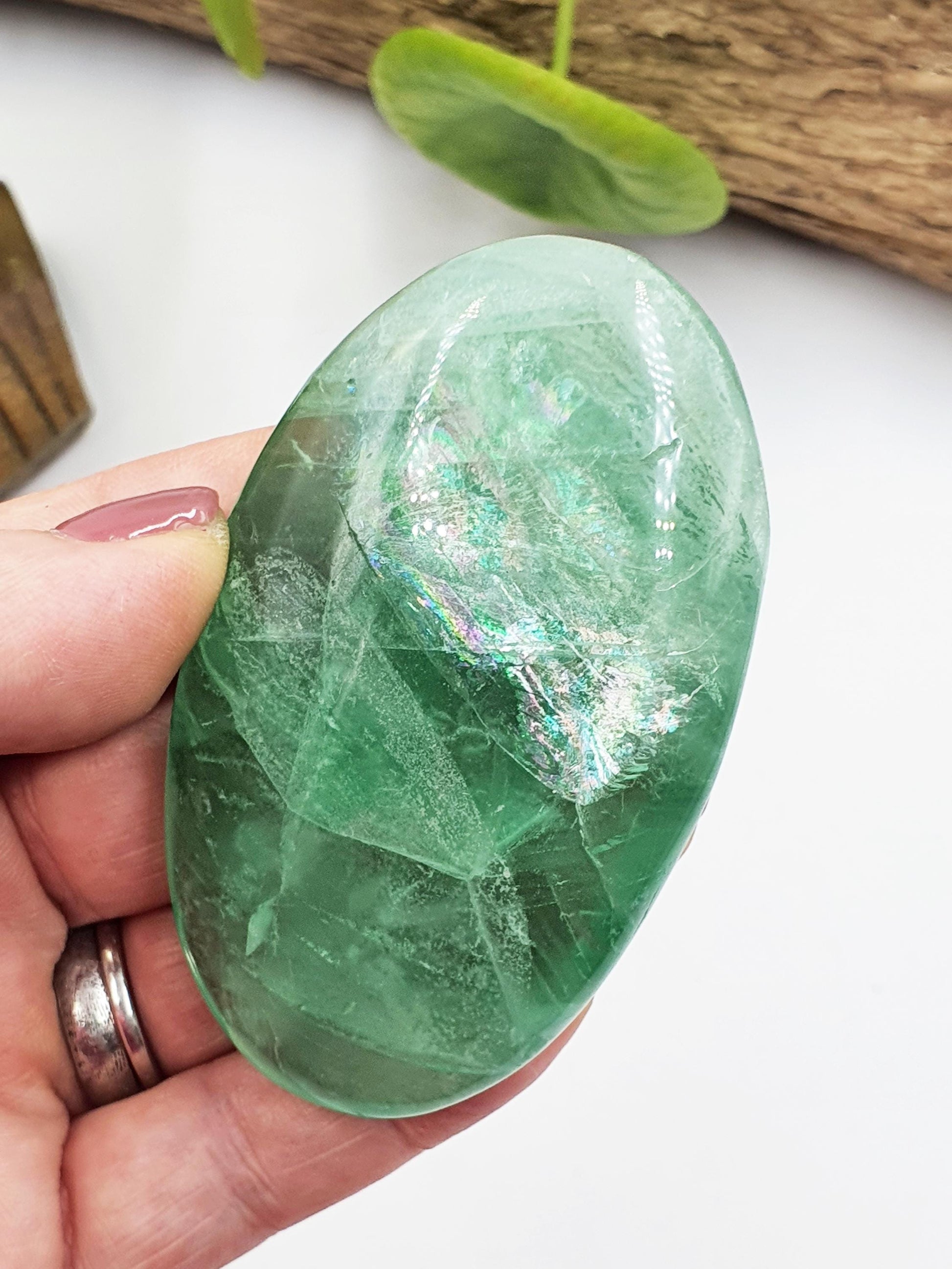 Large Beautiful Green Fluorite Palm with huge rainbows / Fluorite Palm / Fluorite Palmstone / Meditation Palm - 150g