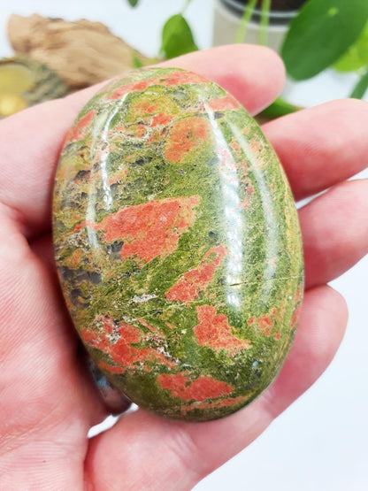 Beautiful Unakite Palm / Unakite Palm Stone / Pocket Stone / Meditation Palm / Reiki Crystal Palm - 85g