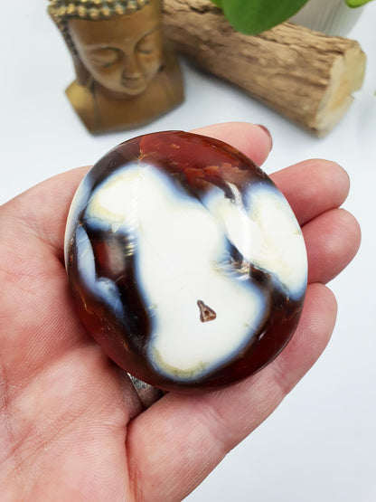 Beautiful Unique Carnelian Palm / Carnelian Palm Stone / Carnelian Pocket Stone / Meditation Palm / Reiki Crystal Palm - 110g