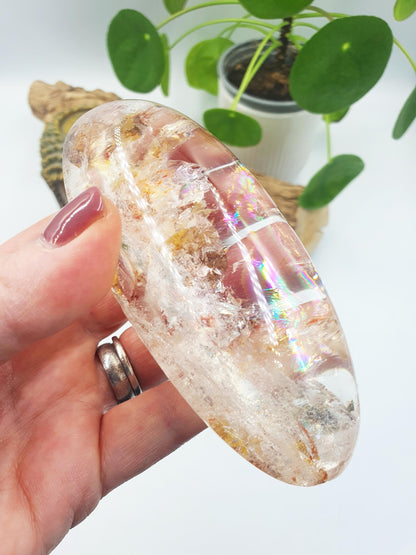 AMAZING A Grade Large Garden Quartz Palm with incredible rainbow/Lodolite Palm Stone / Garden Quartz Palm Stone / Meditation Palm - 280g