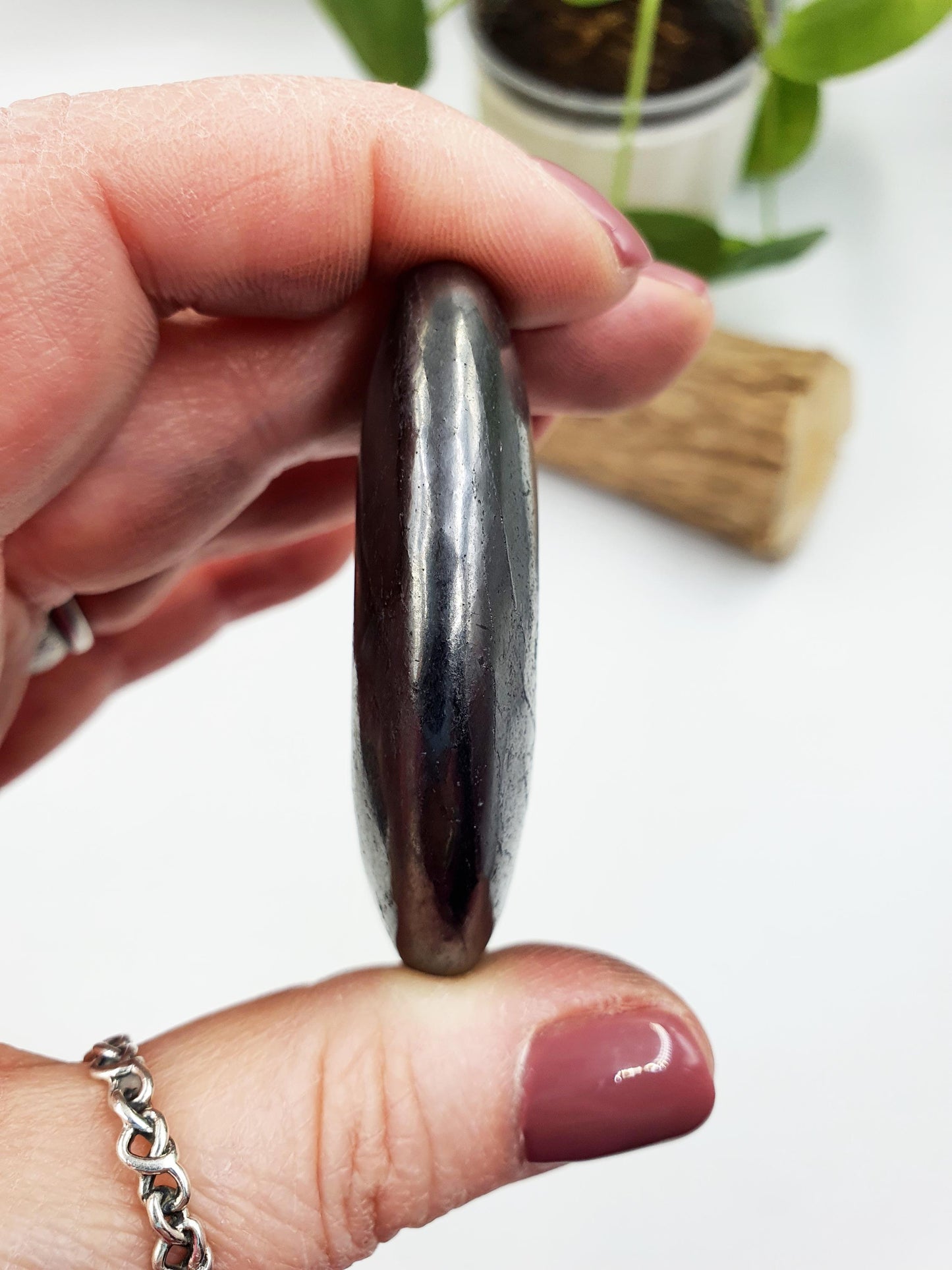 Shungite Palm / Shungite Palm stone / Pocket Stone / Meditation Palm / Reiki Crystal Palm - 40g