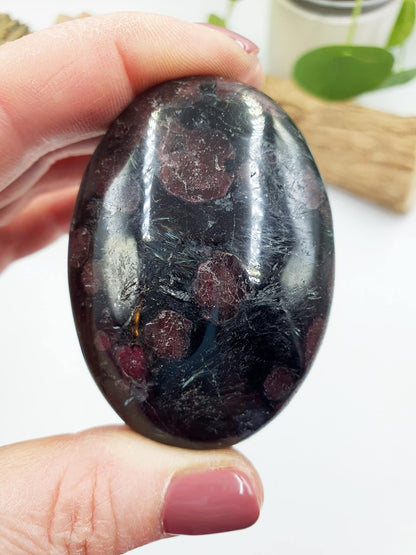 Astrophyllite and Garnet Palm / Firework Garnet Palm Stone / Meditation Palm / Reiki Crystal Palm - 130g