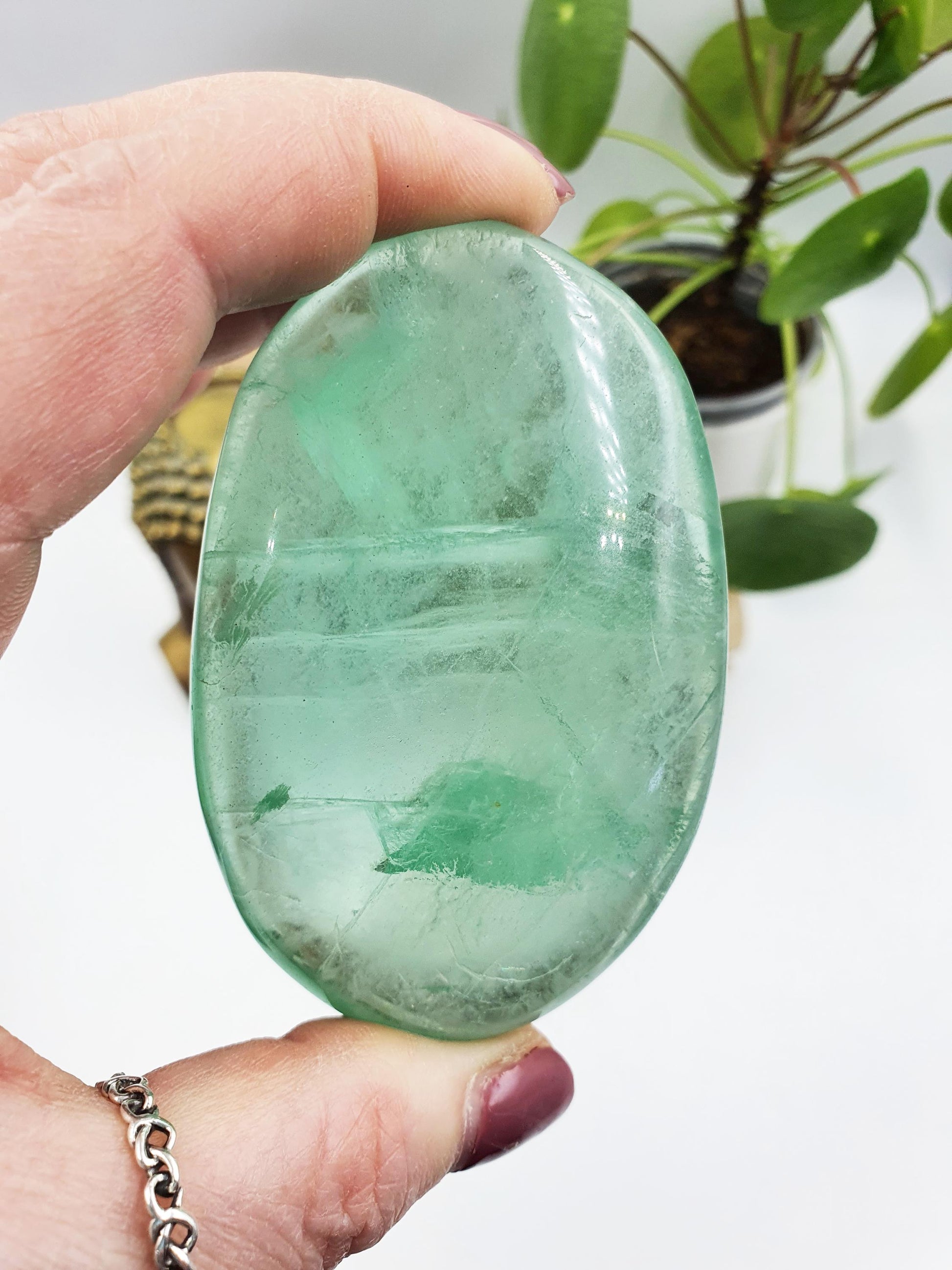 Large Beautiful Green Fluorite Palm with huge rainbows / Fluorite Palm / Fluorite Palmstone / Meditation Palm - 180g