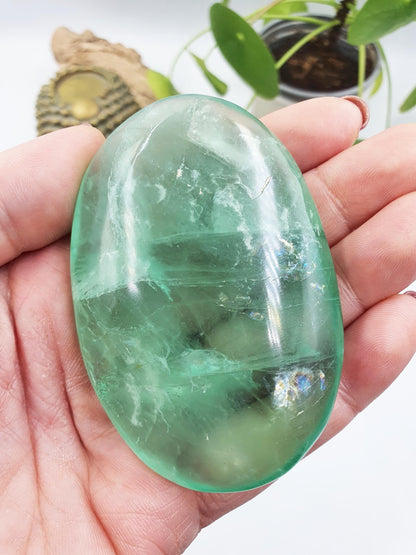 Large Beautiful Green Fluorite Palm with huge rainbows / Fluorite Palm / Fluorite Palmstone / Meditation Palm - 180g