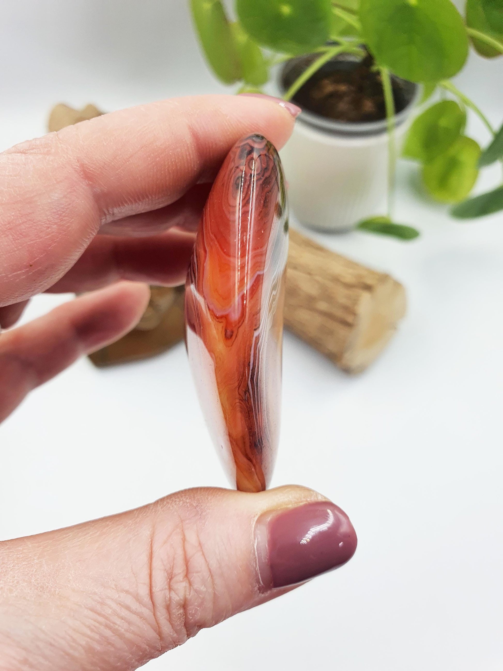 Beautiful Sardonyx Palm / Sardonyx Palm Stone / Healing Palm / Meditation Palm - 75g