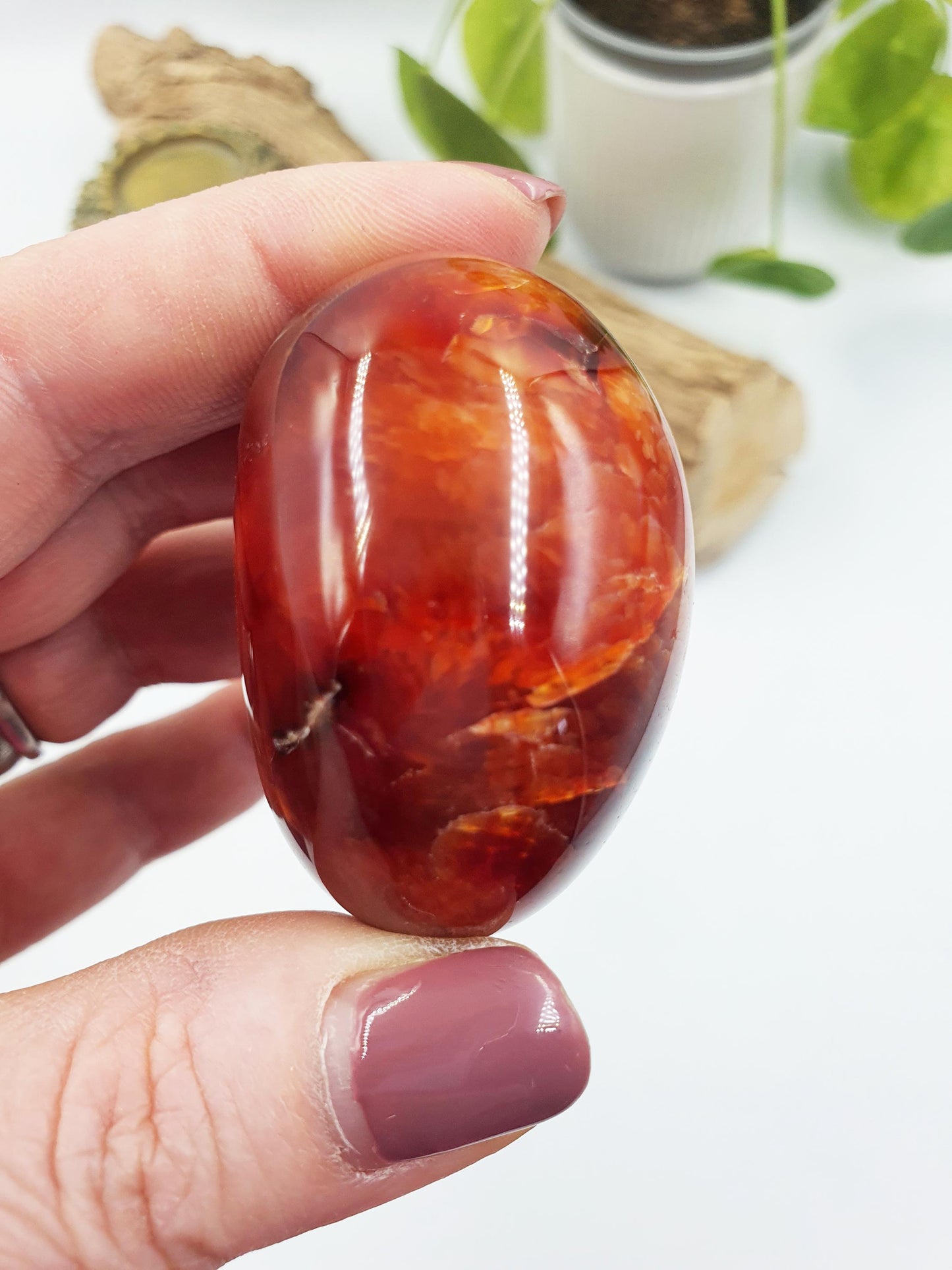 Beautiful Carnelian Palm / Carnelian Palm Stone / Carnelian Pocket Stone / Meditation Palm - 100g