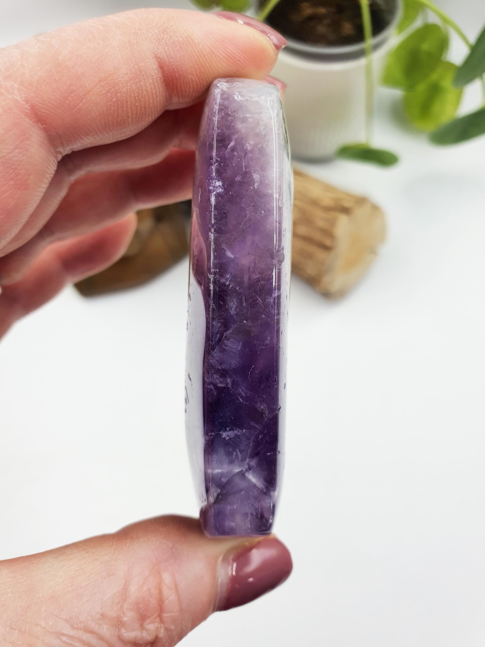 Large Unique Dream Amethyst Palm / Dream Amethyst Palm Stone / Chevron Amethyst Palm / Meditation Palm - 95g