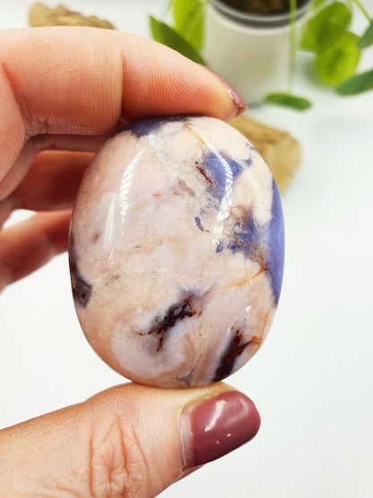 Cute Blue Flower Agate Drusy Palm / Sakura Agate Palm Stone / Blue Flower Agate Crystal / Meditation Palm - 60g