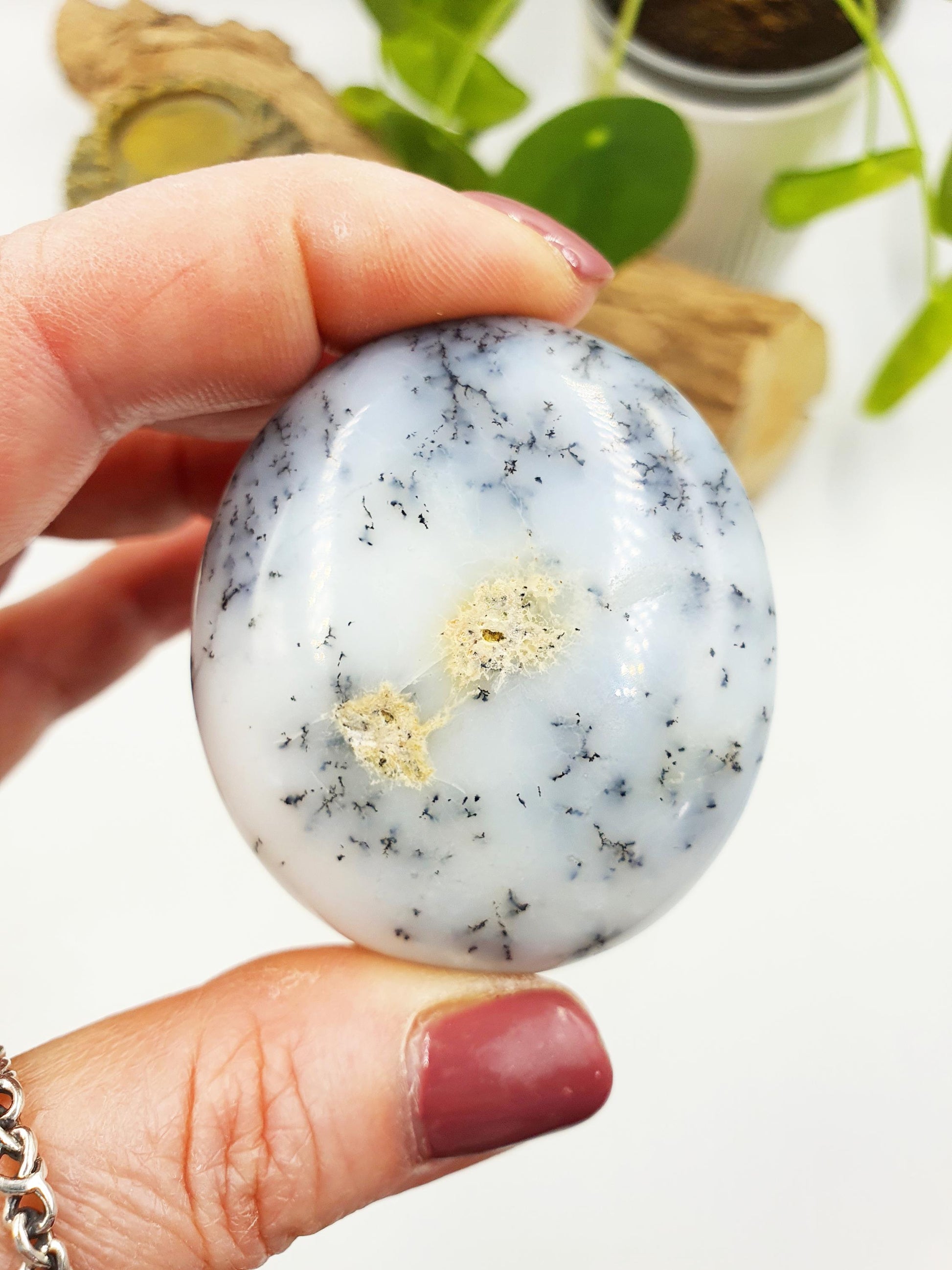 Dendritic Opal Palm / Dendritic Opal Palm Stone / Meditation Palm / Reiki Crystal Palm - 70g