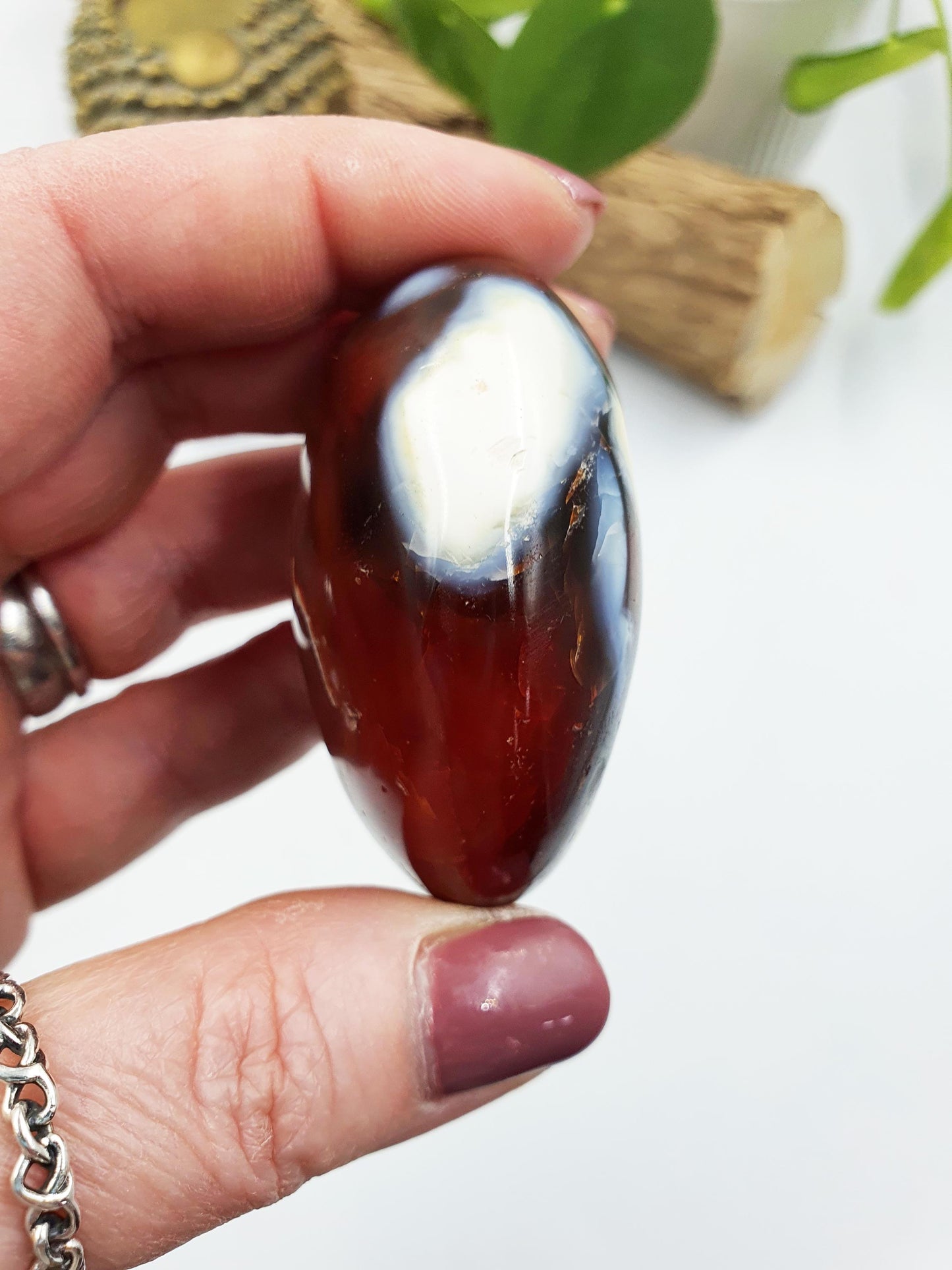 Beautiful Unique Carnelian Palm / Carnelian Palm Stone / Carnelian Pocket Stone / Meditation Palm / Reiki Crystal Palm - 110g