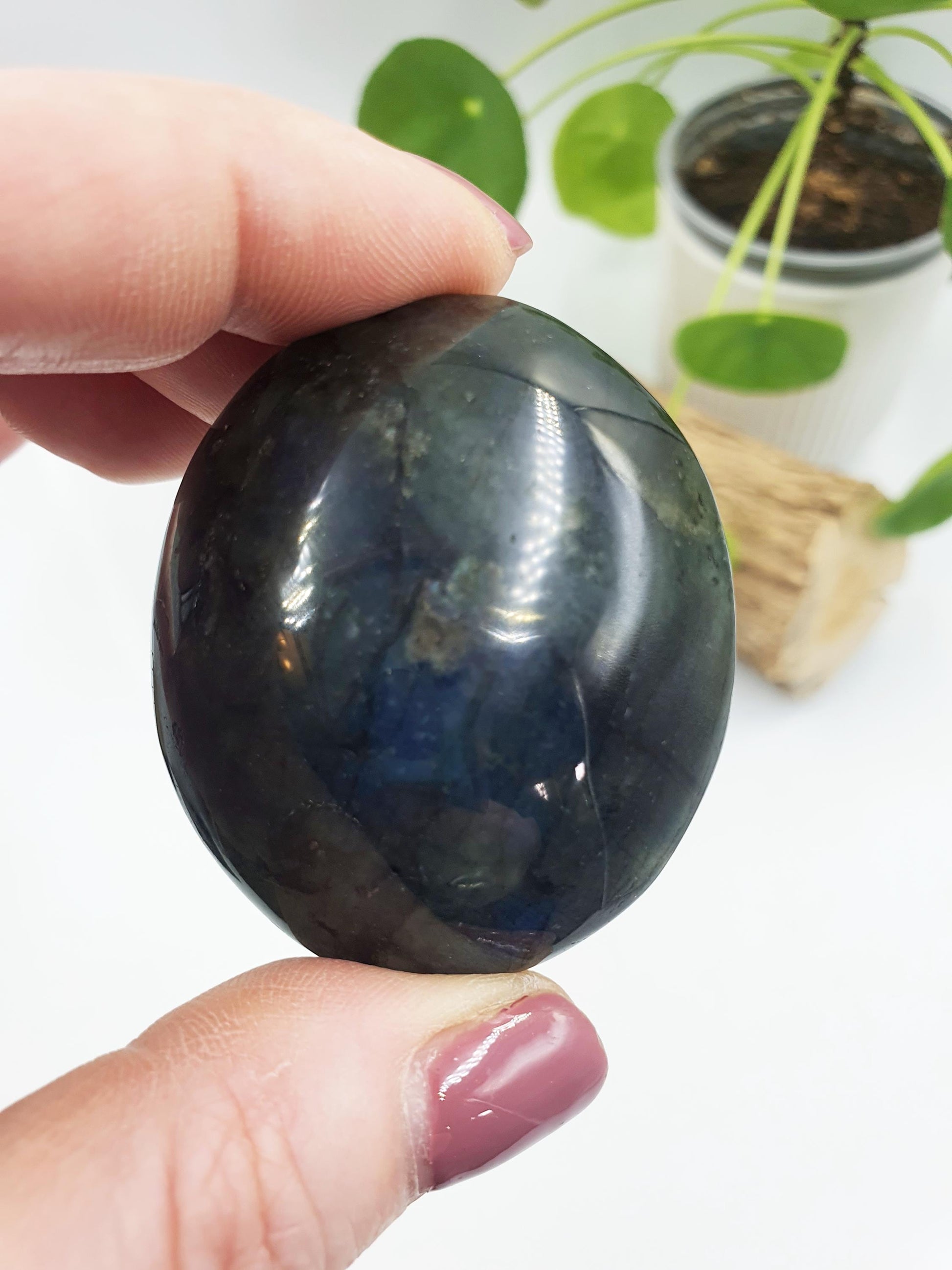 Beautiful Flashy Labradorite Crystal Palm / Labradorite Palm Stone / Meditation Palm / Reiki Crystal Palm - 65g