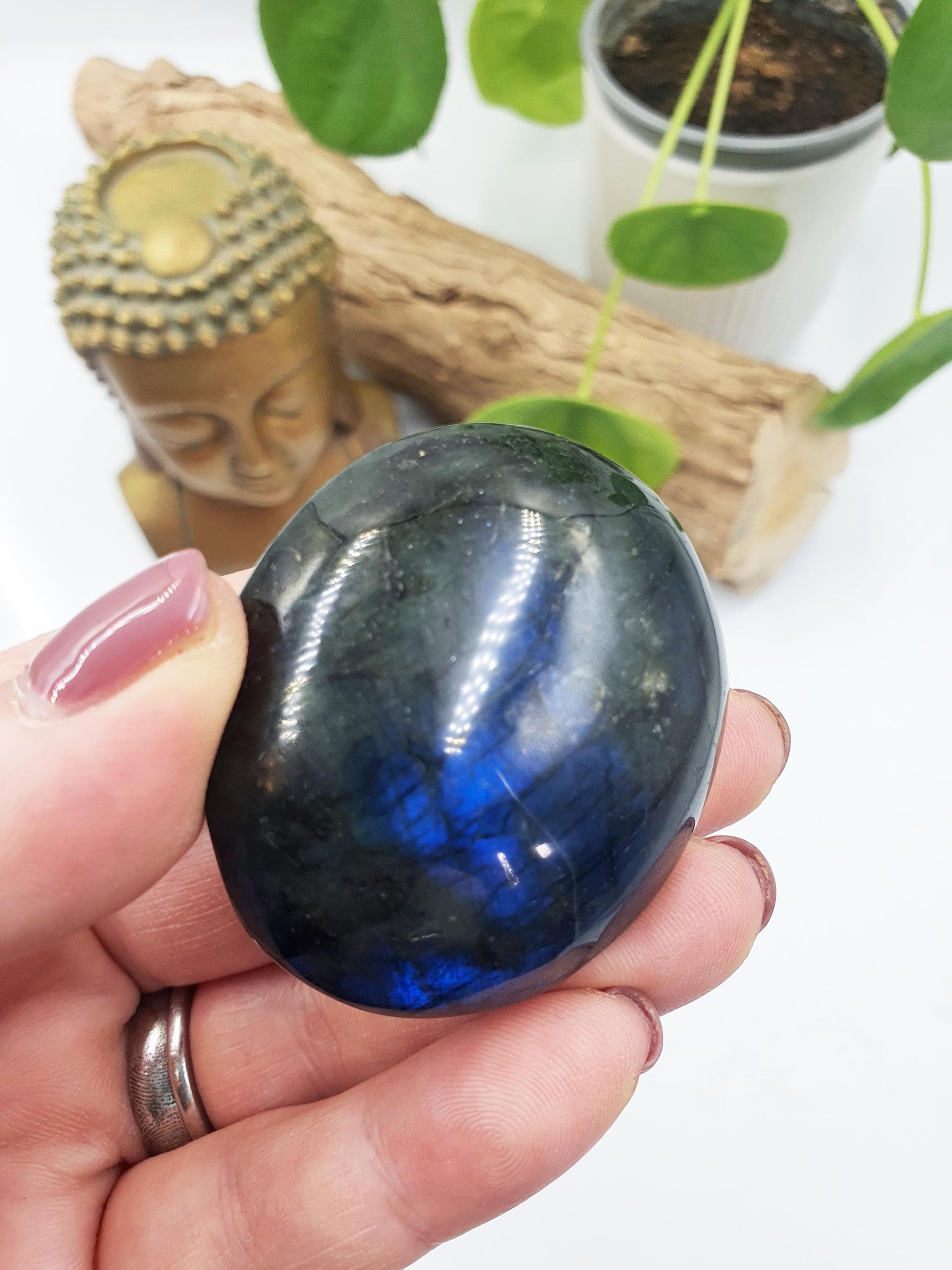 Beautiful Flashy Labradorite Crystal Palm / Labradorite Palm Stone / Meditation Palm / Reiki Crystal Palm - 65g