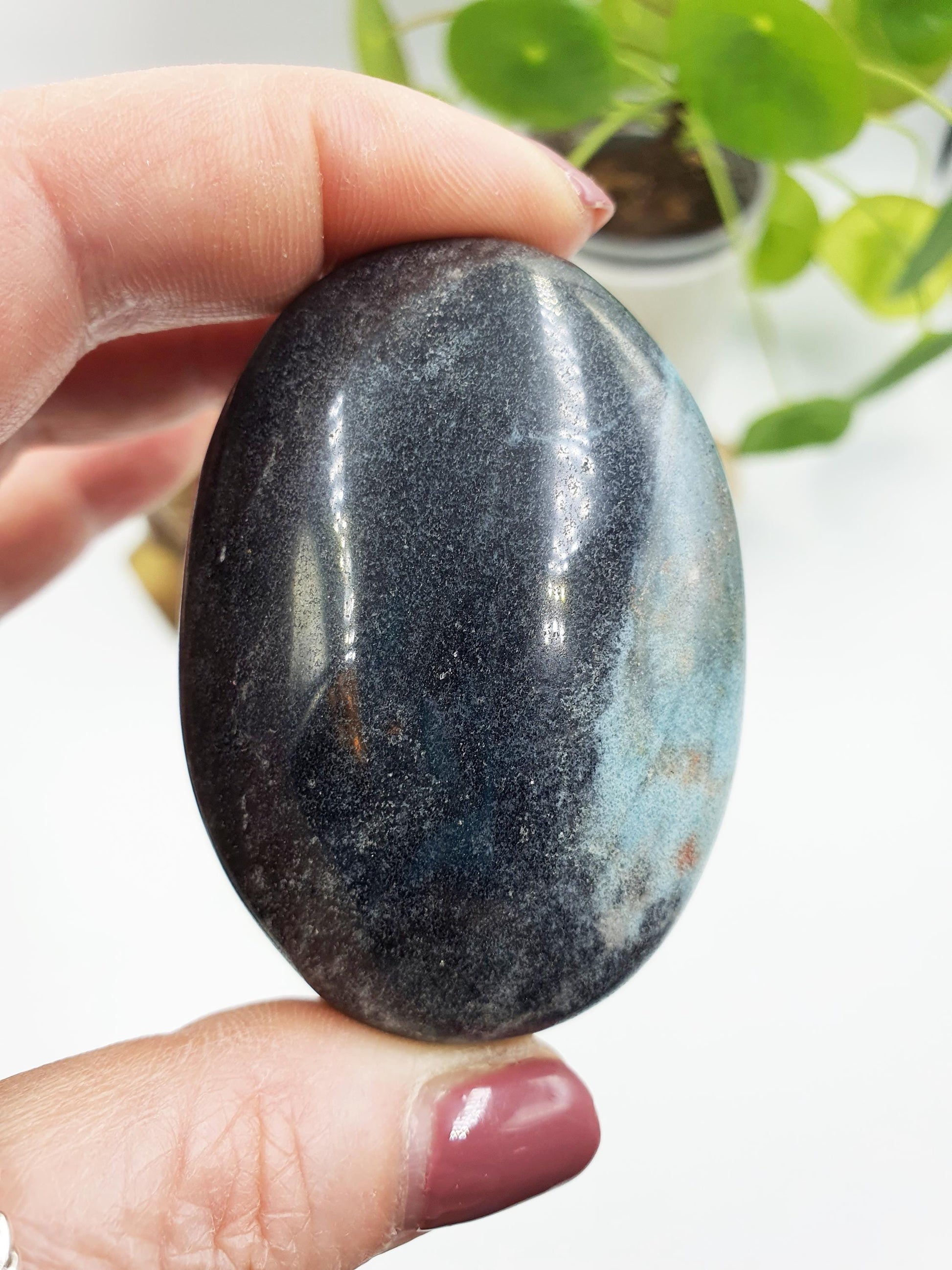 Large Trolleite Palm / Trolleite Palm Stone / Trolleite Pocket Crystal / Meditation Palm / Reiki Crystal Palm / Crystal Gift - 110g