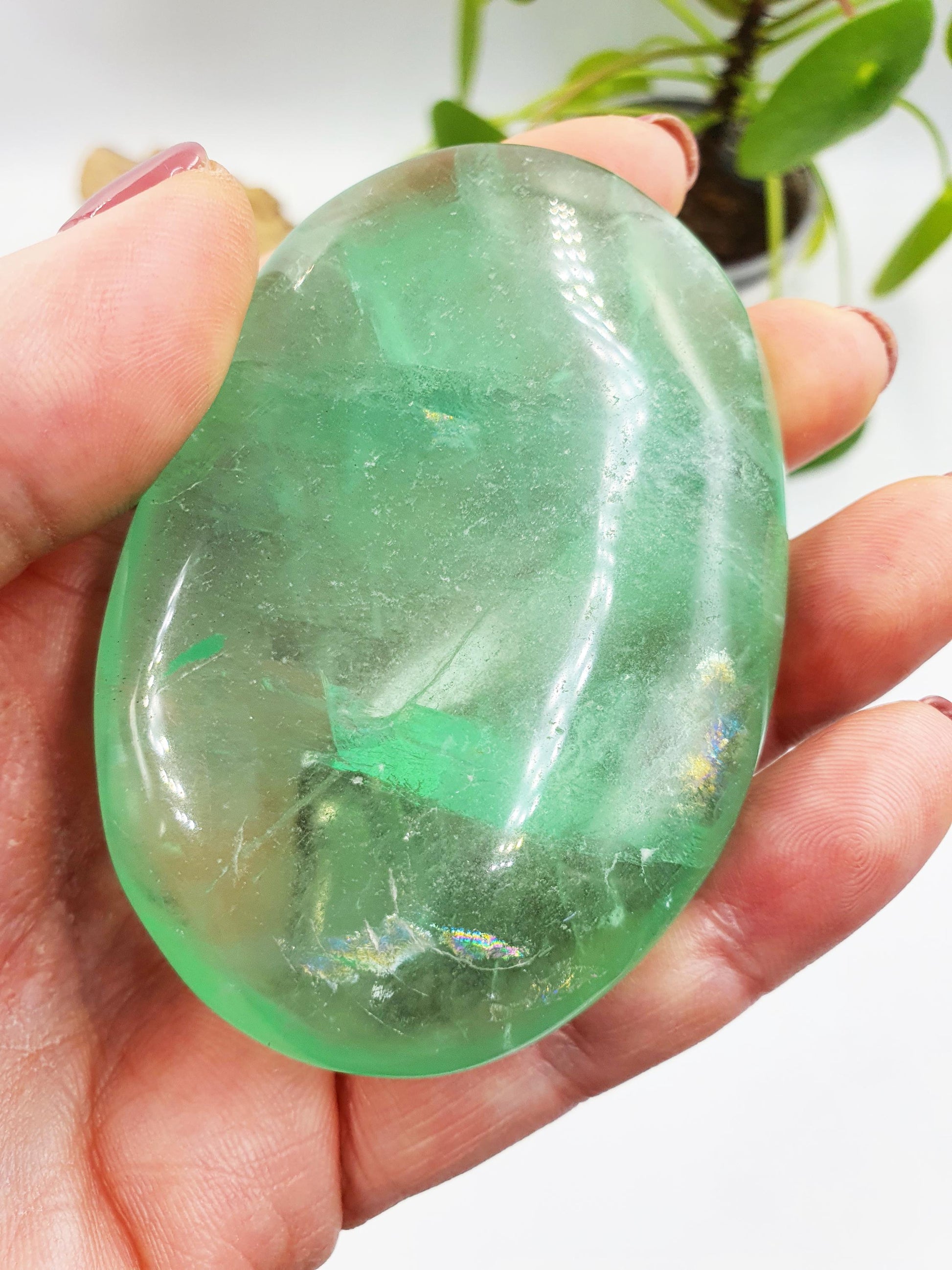 Large Beautiful Green Fluorite Palm with huge rainbows / Fluorite Palm / Fluorite Palmstone / Meditation Palm - 180g