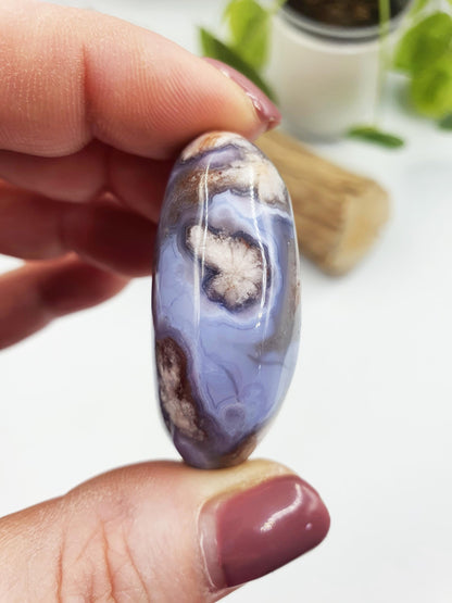 Cute Blue Flower Agate Drusy Palm / Sakura Agate Palm Stone / Blue Flower Agate Crystal / Meditation Palm - 40g