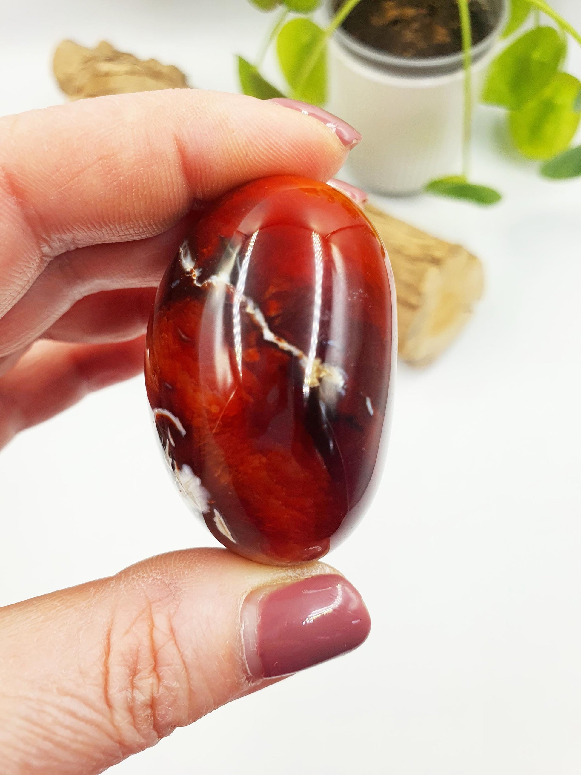 Beautiful Carnelian Palm / Carnelian Palm Stone / Carnelian Pocket Stone / Meditation Palm - 100g